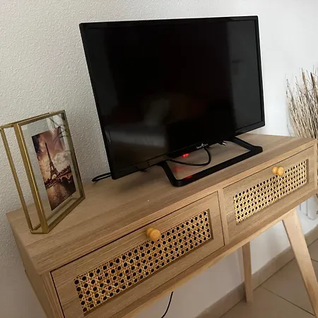 Dom wakacyjny For 6 To 8 People, 3 Bedroom , With Pool Ondres